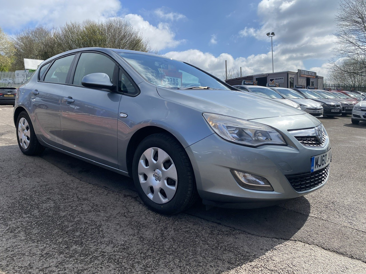 Vauxhall Astra Exclusiv from Top Deal Motors